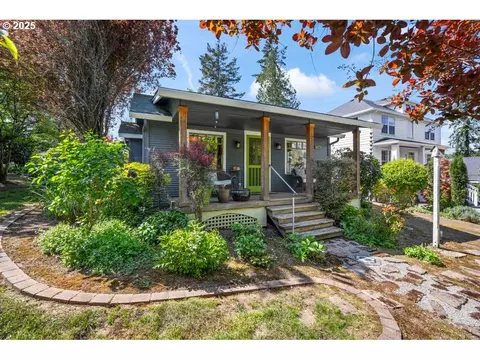 5341 SW 50th Ave, Portland, OR 97221