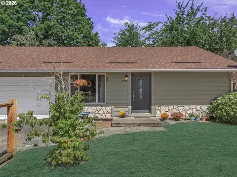 Exterior - 1585 NE 18th St, Gresham, OR 97030 photo 7 of 7