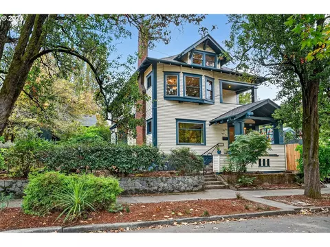 1216 SE 18th Ave SE, Portland, OR 97214