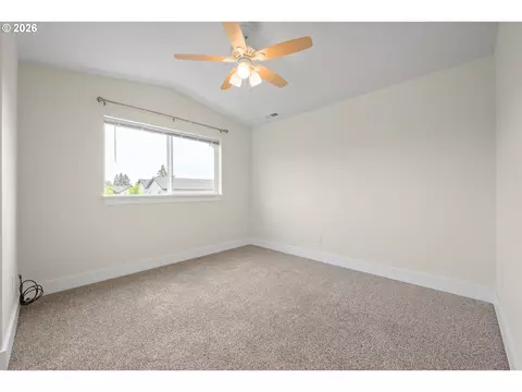 Bedroom - 2519 Justine Ln, Eugene, OR 97404 photo 1 of 7