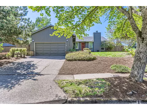 10340 SW Clydesdale Ter, Beaverton, OR 97008