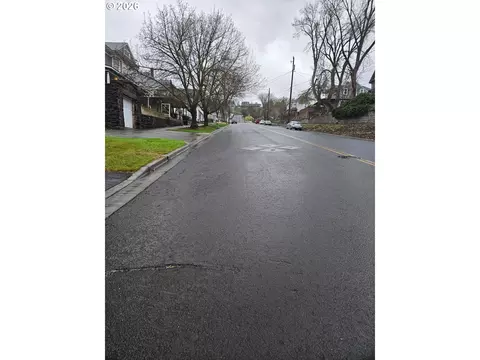 628 S Main St, Pendleton, OR 97801 photo 2