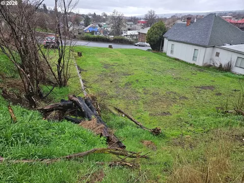 628 S Main St, Pendleton, OR 97801 photo 7