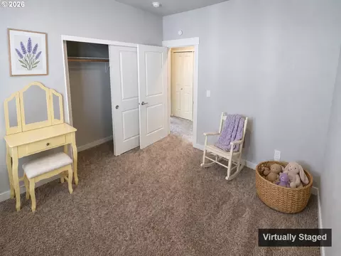 Bedroom - 493 NE Liberty Ave, Gresham, OR 97030 photo 11 of 11