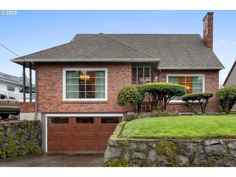 4135 NE Cesar E Chavez Blvd, Portland, OR 97211