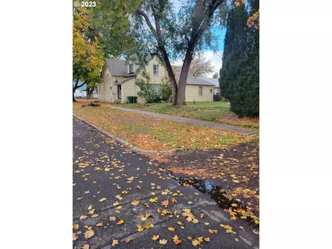 2203 N Fir St, La Grande, OR 97850