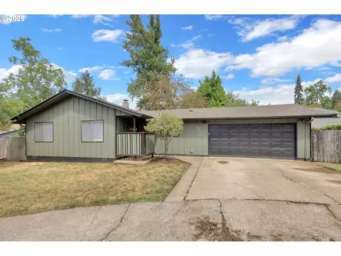 4273 E Amazon Dr, Eugene, OR 97405