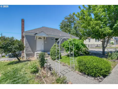 501 NW 6th St, Pendleton, OR 97801 photo 1