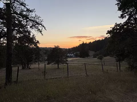 Lusk Rd, Eugene, OR 97405 photo 8
