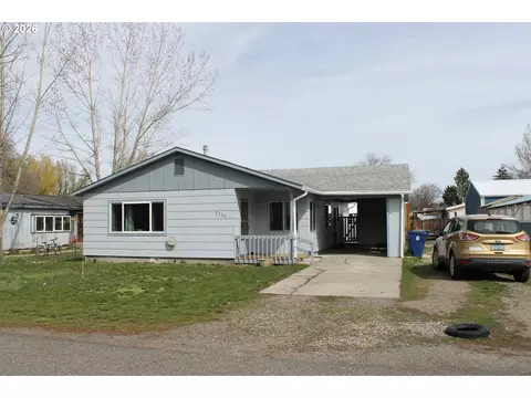 2320 21st St, Baker City, OR 97814