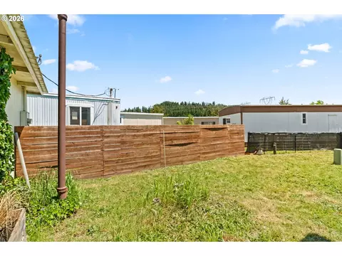205 S 54th St #8, Springfield, OR 97478 photo 17