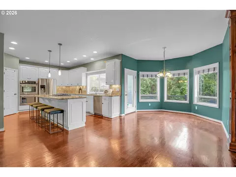 Kitchen - 1696 SE 26th Dr, Gresham, OR 97080 photo 1 of 7