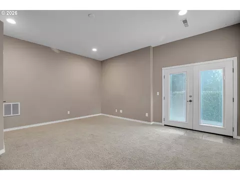 Living - 1696 SE 26th Dr, Gresham, OR 97080 photo 7 of 7
