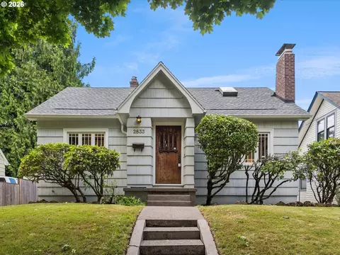 2833 NE 12th Ave, Portland, OR 97212