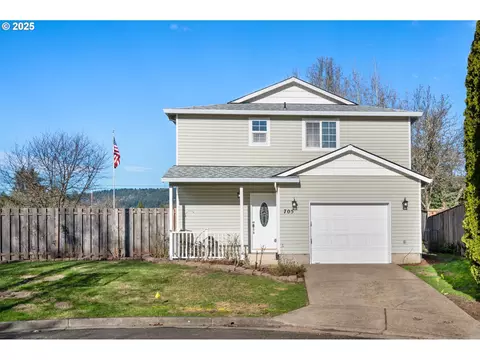 705 Earl Ct, Newberg, OR 97132