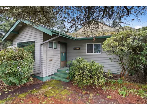 7420 SE Lincoln St, Portland, OR 97215