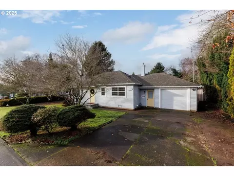 11805 SW Lincoln Ave, Portland, OR 97223