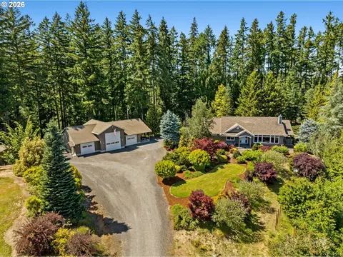 81482 Lost Creek Rd, Dexter, OR 97431