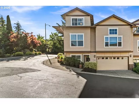 2352 NW Brewer Ln, Portland, OR 97229