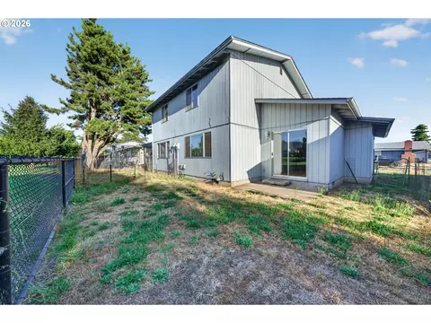 Exterior - 30 T St, Springfield, OR 97477 photo 3 of 3
