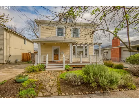 832 NE 76th Ave, Portland, OR 97213