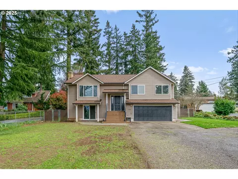 13482 SE Briggs St, Milwaukie, OR 97222
