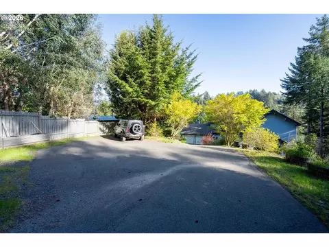 Exterior - 70948 Devore Arm Rd, Lakeside, OR 97449 photo 7 of 7