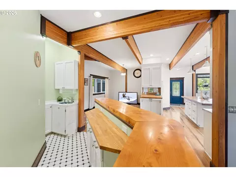 Kitchen - 70948 Devore Arm Rd, Lakeside, OR 97449 photo 1 of 6