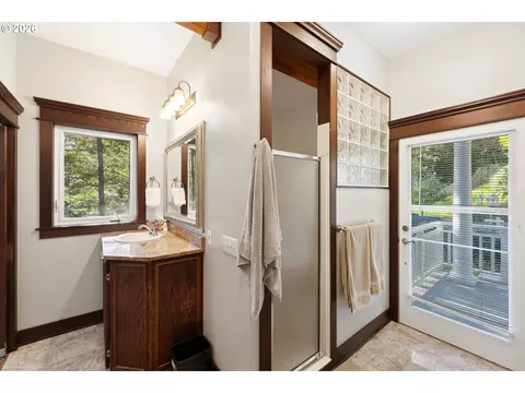 Bath - 70948 Devore Arm Rd, Lakeside, OR 97449 photo 1 of 5