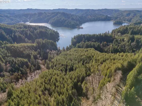 0 N Lake Rd, Lakeside, OR 97449