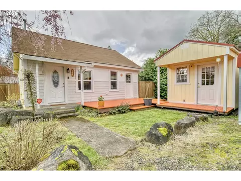 105 Goodman Ln, Saint Helens, OR 97051