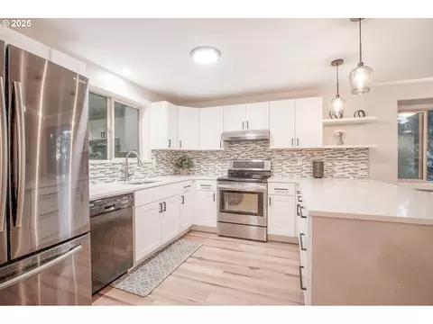 Kitchen - 202 Foxtail Dr, Eugene, OR 97405 photo 2 of 4