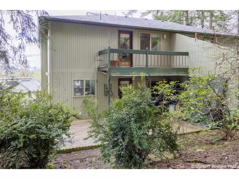 Exterior - 202 Foxtail Dr, Eugene, OR 97405 photo 7 of 8