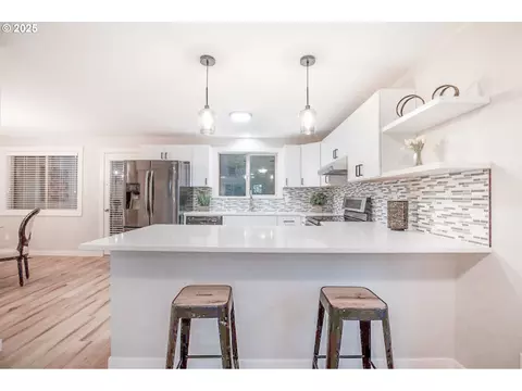 Kitchen - 202 Foxtail Dr, Eugene, OR 97405 photo 1 of 4