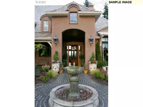 Exterior - 22923 Canyon View Loop, Bend, OR 97701 photo 2 of 5