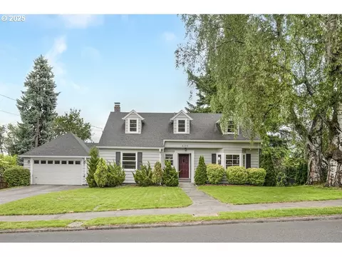 8100 SW 6th Ave, Portland, OR 97219