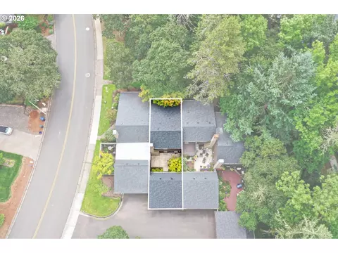 View/Area - 20 Brae Burn Dr, Eugene, OR 97405 photo 1 of 1