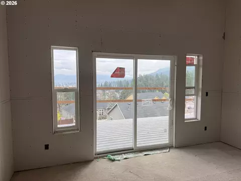 Other - 6884 Forest Ridge Dr, Springfield, OR 97478 photo 4 of 6