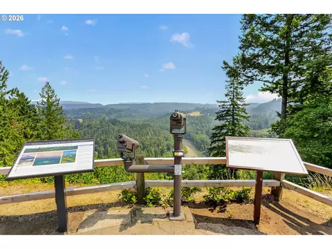 View/Area - 37520 Green Mountain St, Sandy, OR 97055 photo 1 of 2
