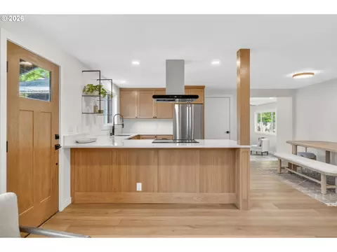 Kitchen - 288 Suburban Ave, Eugene, OR 97404 photo 1 of 7