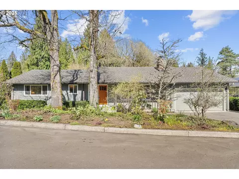 731 Briercliff Ln, Lake Oswego, OR 97034