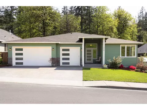 1520 NE Cascadia Ridge Dr, Estacada, OR 97023