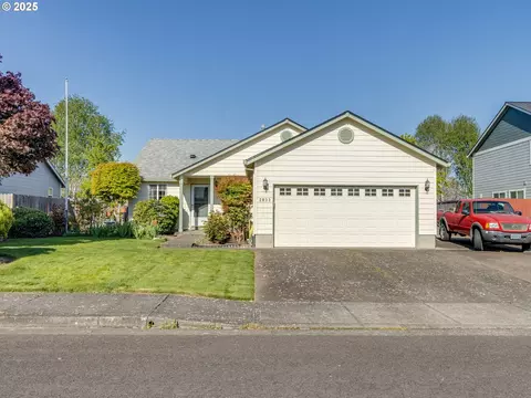 2833 Revere St, Woodburn, OR 97071