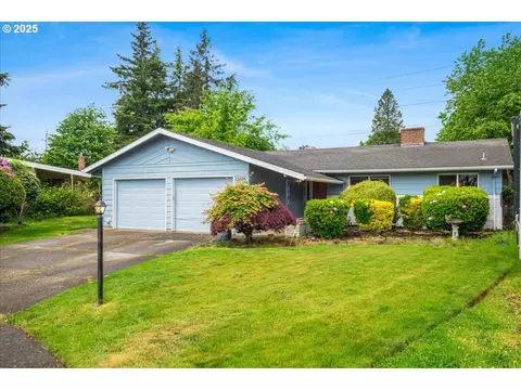 13605 NE Clackamas St, Portland, OR 97230