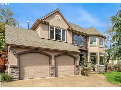 5711 SE Vista Ct, Milwaukie, OR 97267