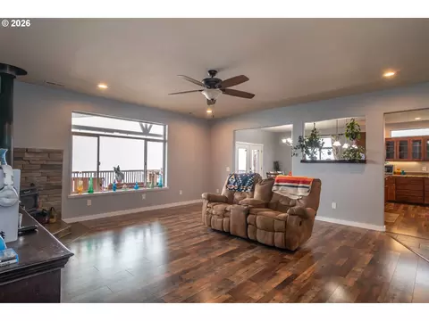 Living - 175 Doe Rd, Glide, OR 97443 photo 2 of 2