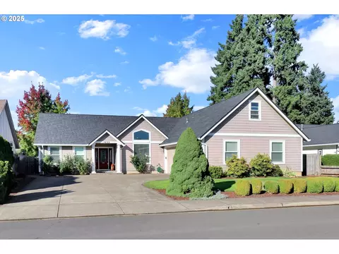 1630 Fairview Pl, Cottage Grove, OR 97424