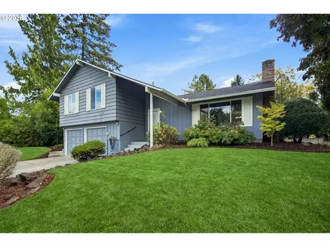 Exterior - 2500 SW 15th St, Gresham, OR 97080 photo 4 of 13