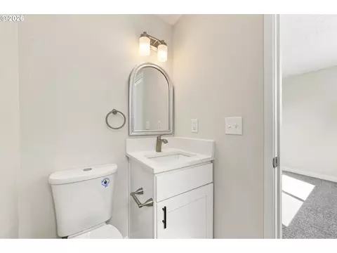 Bath - 2500 SW 15th St, Gresham, OR 97080 photo 2 of 4