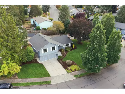View/Area - 2500 SW 15th St, Gresham, OR 97080 photo 1 of 2